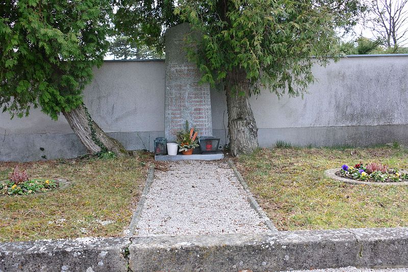 Russian Mass Grave Achau