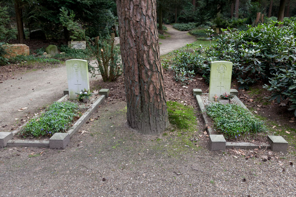 Commonwealth War Graves General Cemetery Lochem #3