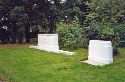 Commonwealth War Graves Allerton Cemetery