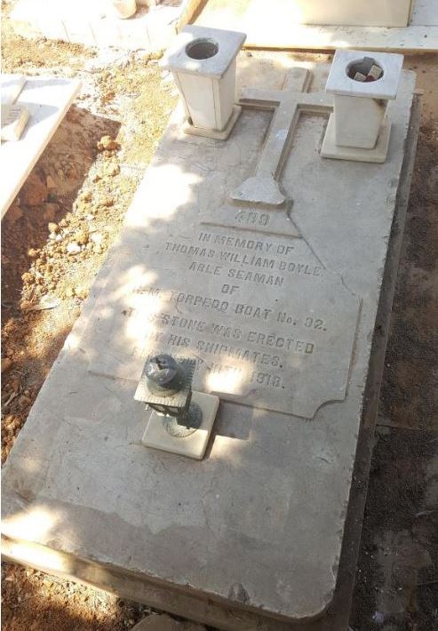 Commonwealth War Grave Portimao Cemetery