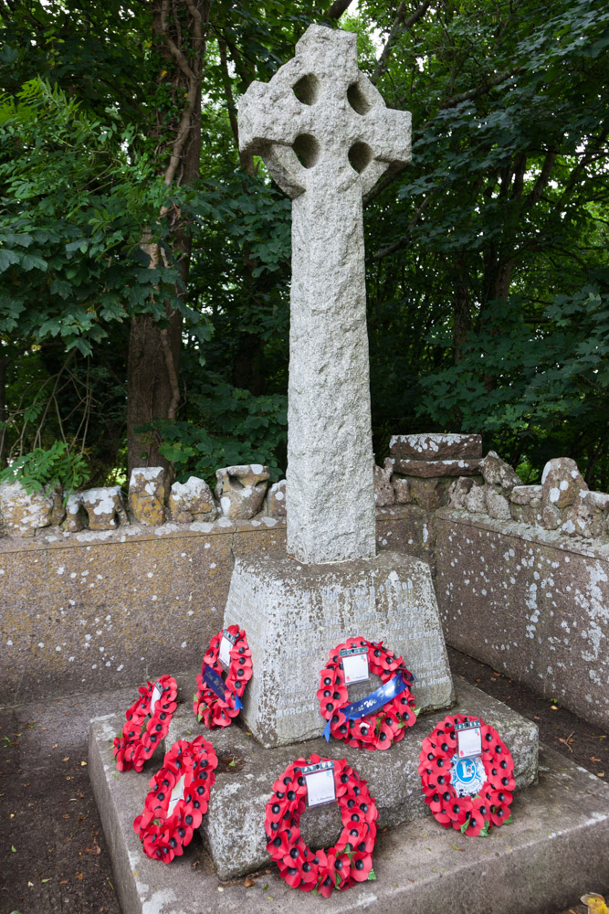 Oorlogsmonument Manorbier #3