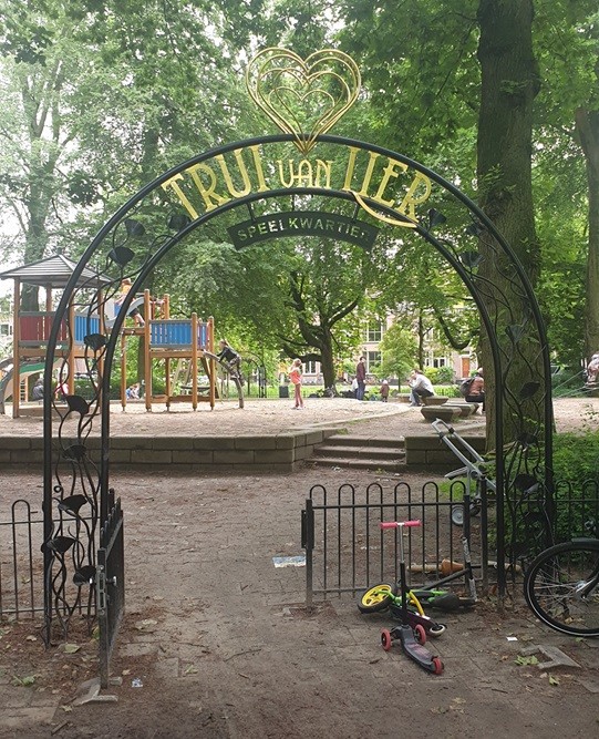 Trui van Lier Playground #2