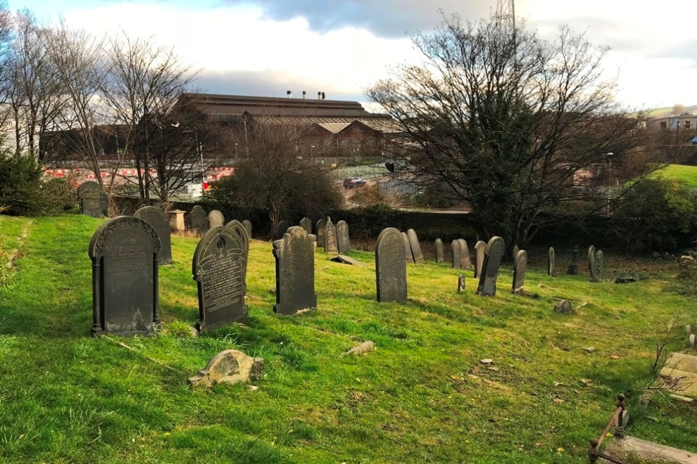 Oorlogsgraven van het Gemenebest St. Thomas Churchyard