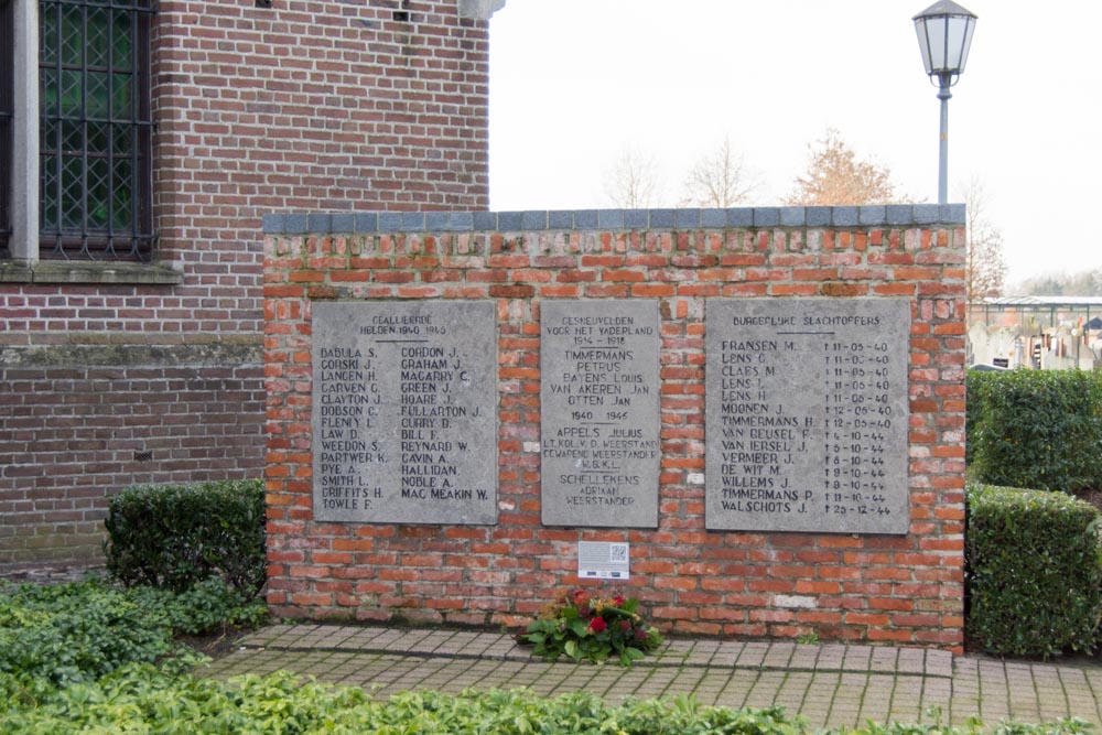 War Memorial Poppel