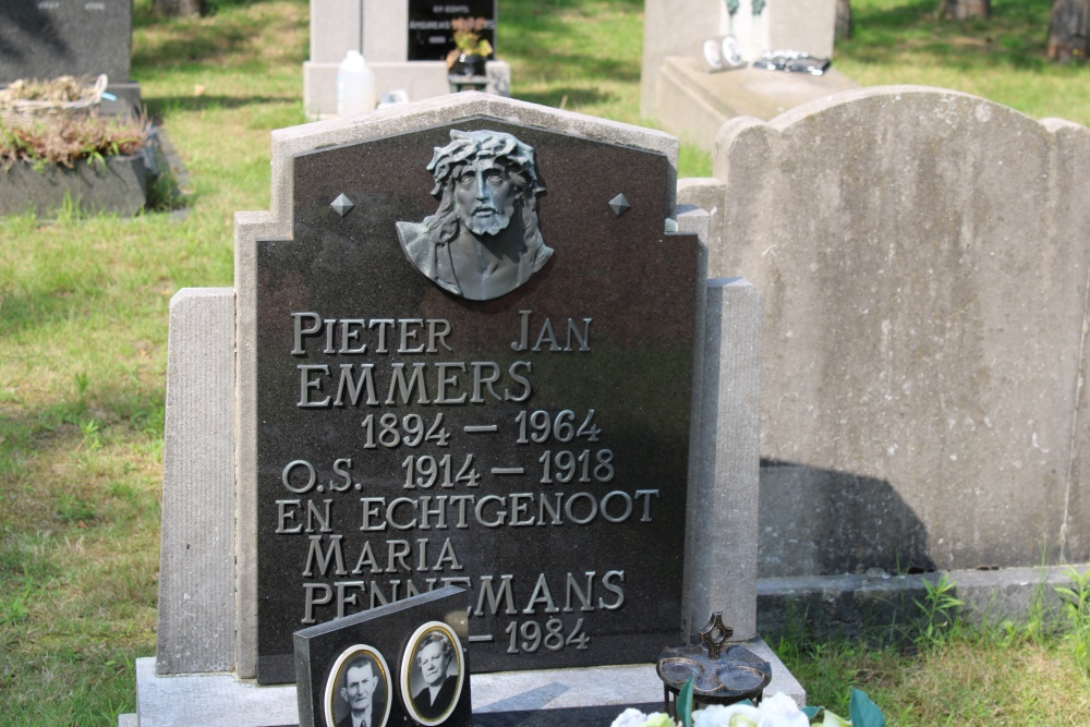 Belgian Graves Veterans Lommel Center Cmetery