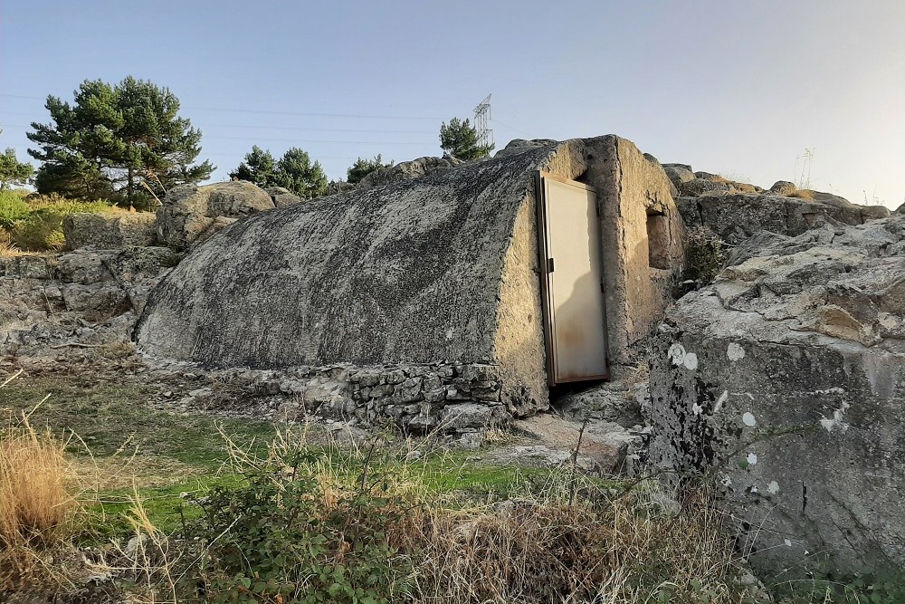 Bunker Spanish Civil War Alto del Len