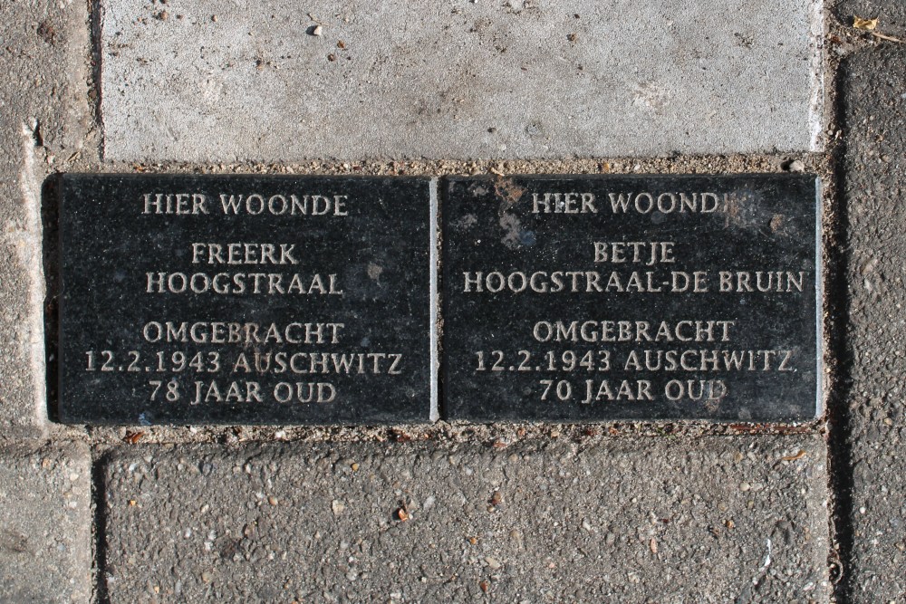 Memorial Stones Trompstraat 7 #1