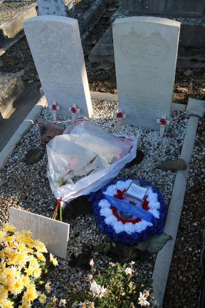 Oorlogsgraven van het Gemenebest Auneau