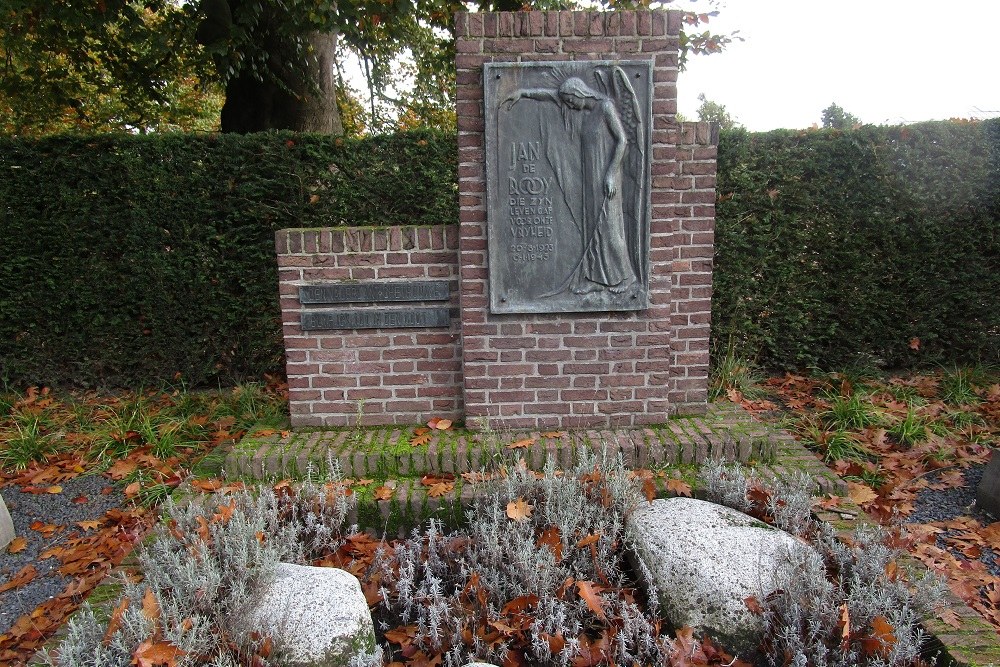 Nederlands Oorlogsgraf Algemene Begraafplaats Sprang-Capelle