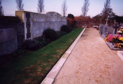 Oorlogsgraven van het Gemenebest Les Moutiers-en-Retz