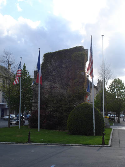 Resistance memorial Porte de la Prison #2