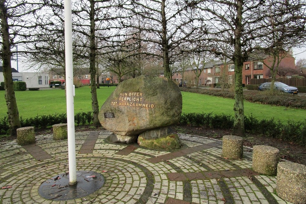 Monument 1940-1945 Lexmond