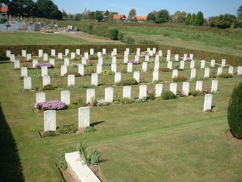 Oorlogsgraven van het Gemenebest Heudicourt Extension