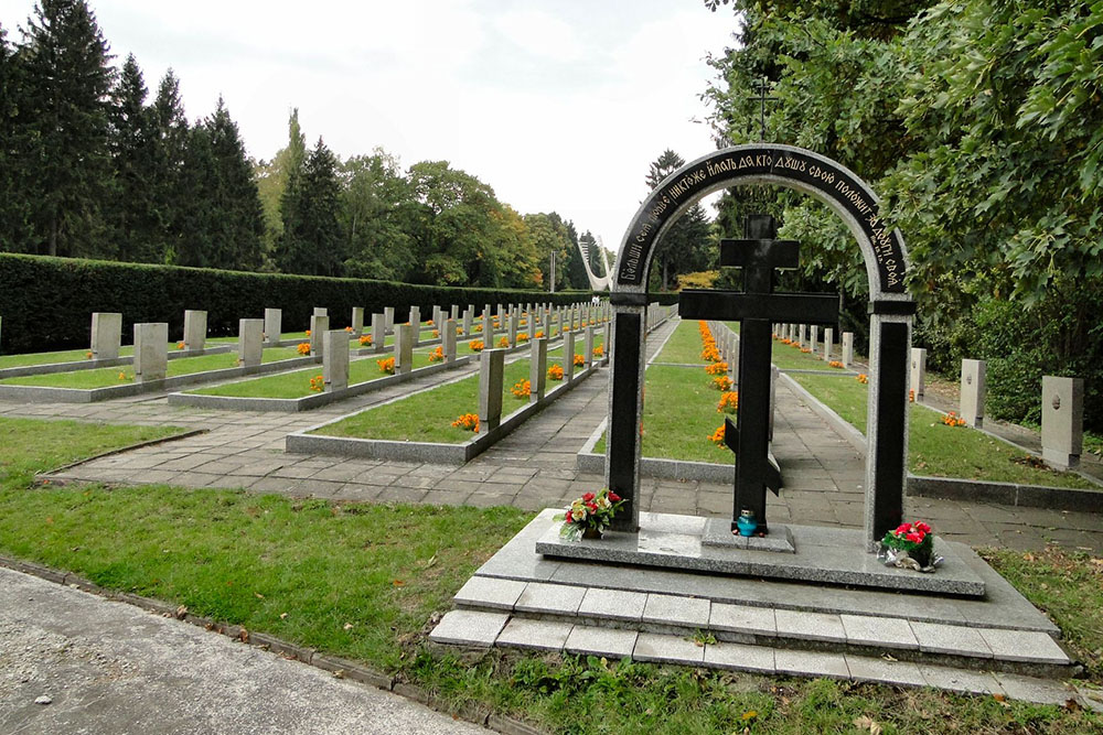 Sovjet Oorlogsgraven Centrale Begraafplaats Szczecin