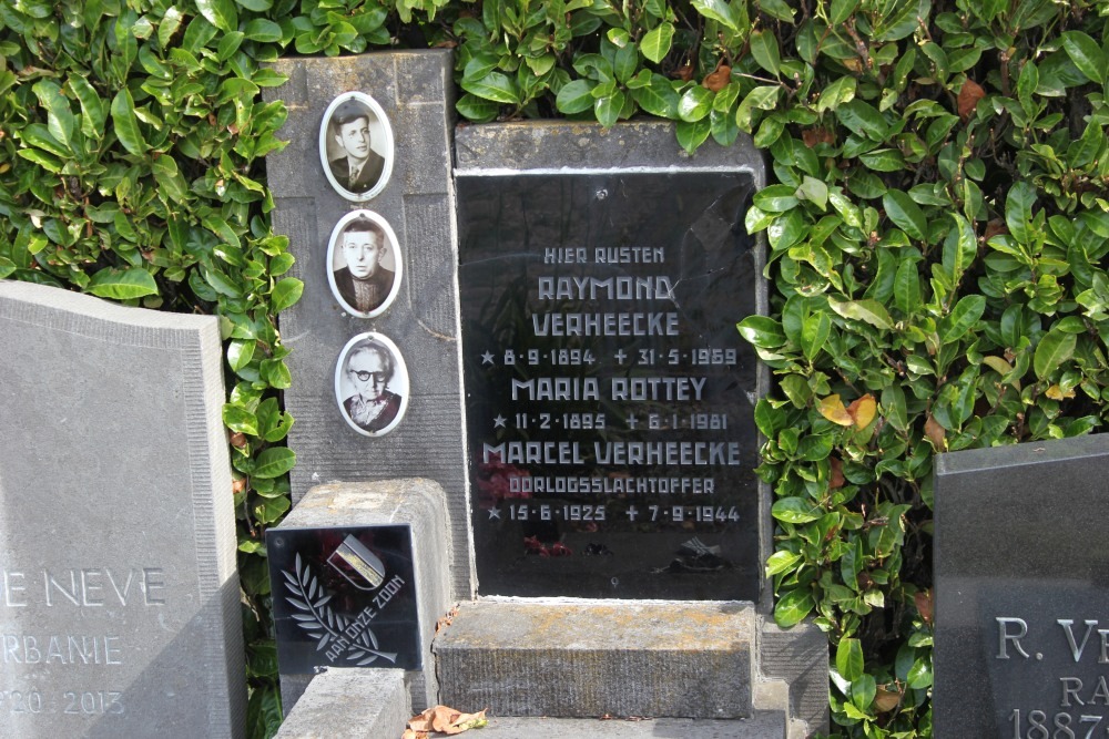 Belgian War Graves Ursel