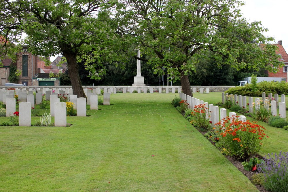 Commonwealth War Cemetery Vlamertinghe