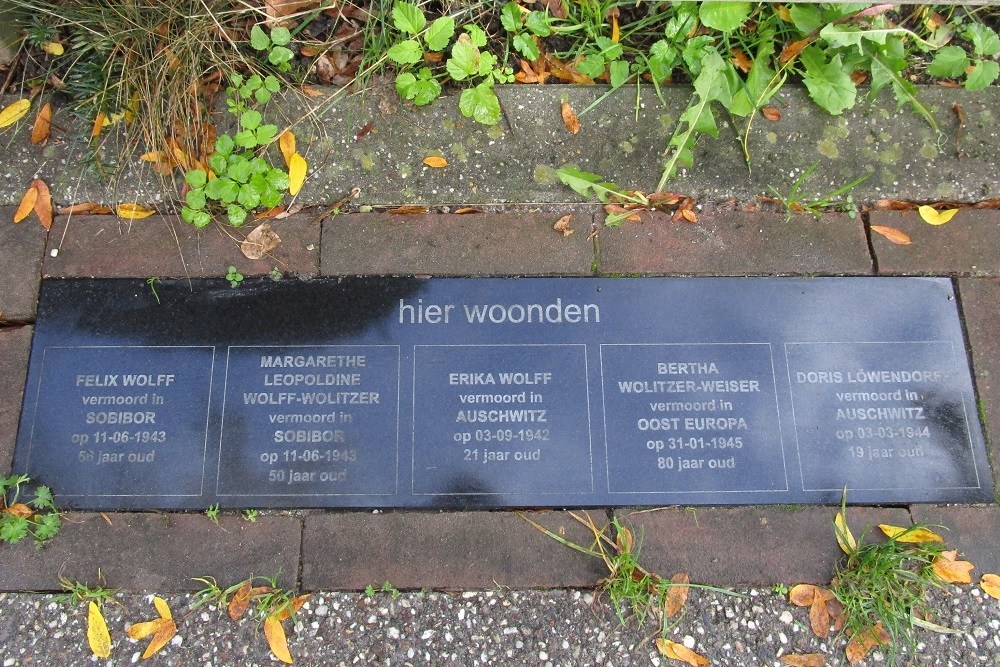 Memorial Stones Van Houtenlaan 12