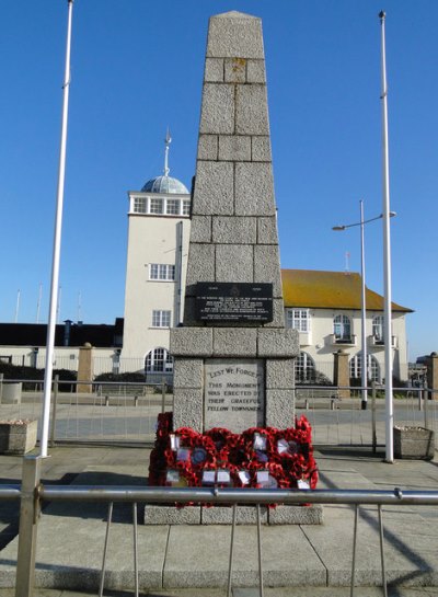 War Memorial Lowestoft