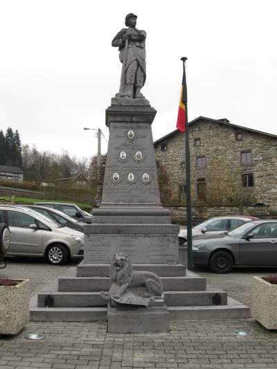 War Memorial Salmchteau