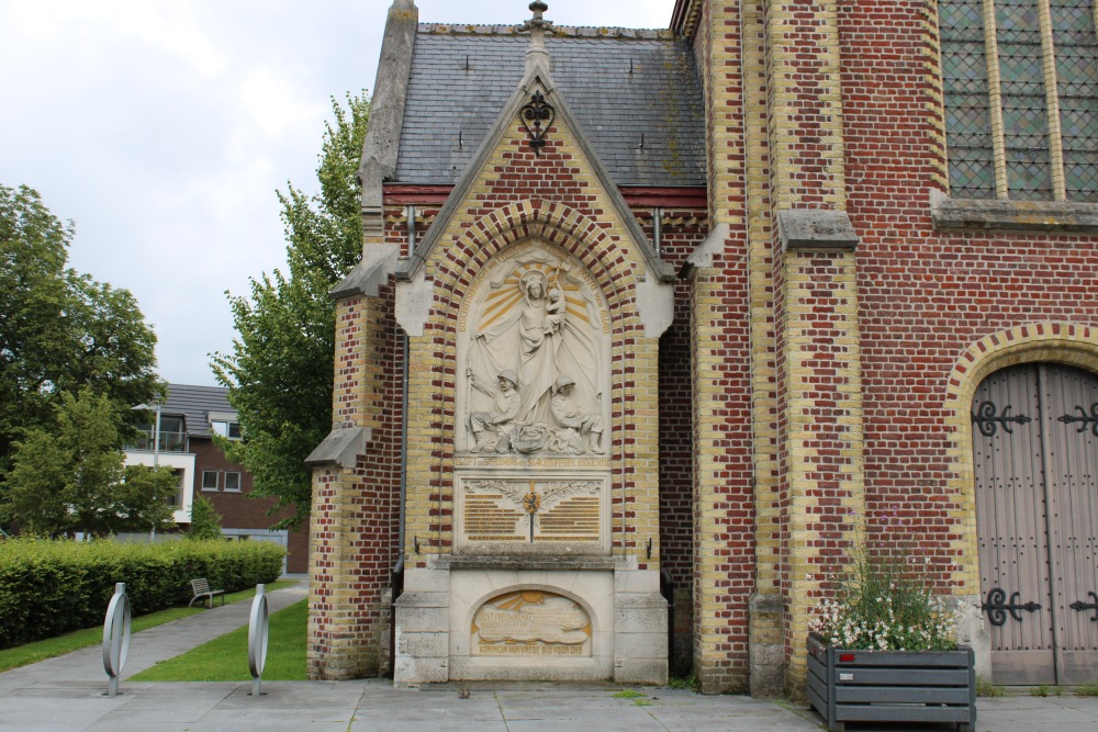 War Memorial Oostnieuwkerke