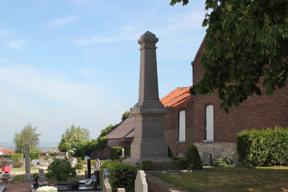 War Memorial Cemetery Kwaremont