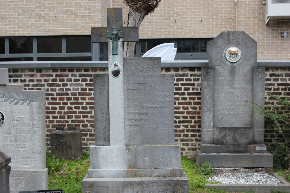 Belgian War Grave Rosmeer