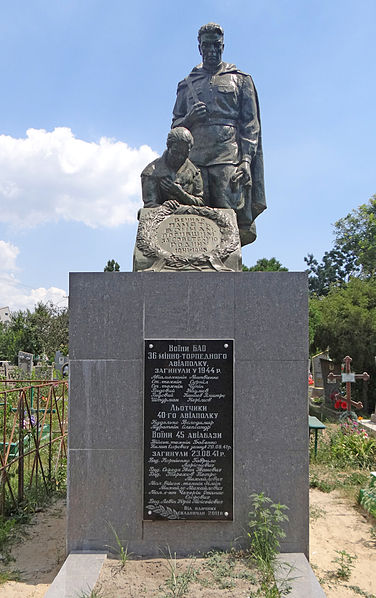 Mass Graves Soviet Soldiers Skadovsk