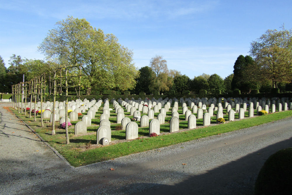 Belgian Graves Veterans Mons