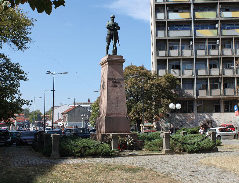 Monument Omgekomen Soldaten Leskovac