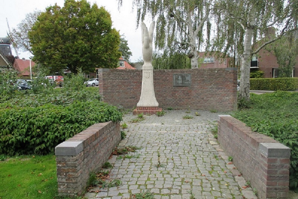 War Memorial Winsum