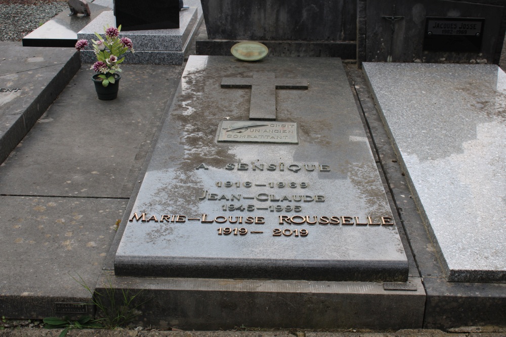 Belgian Graves Veterans Villers-devant-Orval New Cemetery