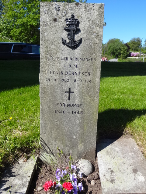 Norwegian War Grave Vanse Churchyard
