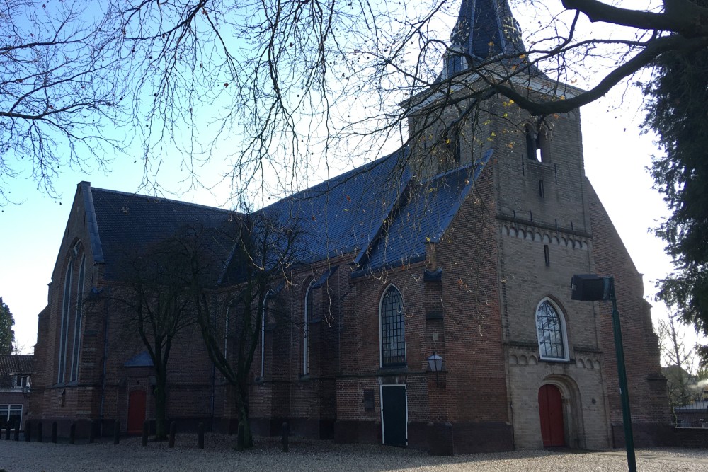 Dutch War Grave Protestant Churchyard Maarssen #3