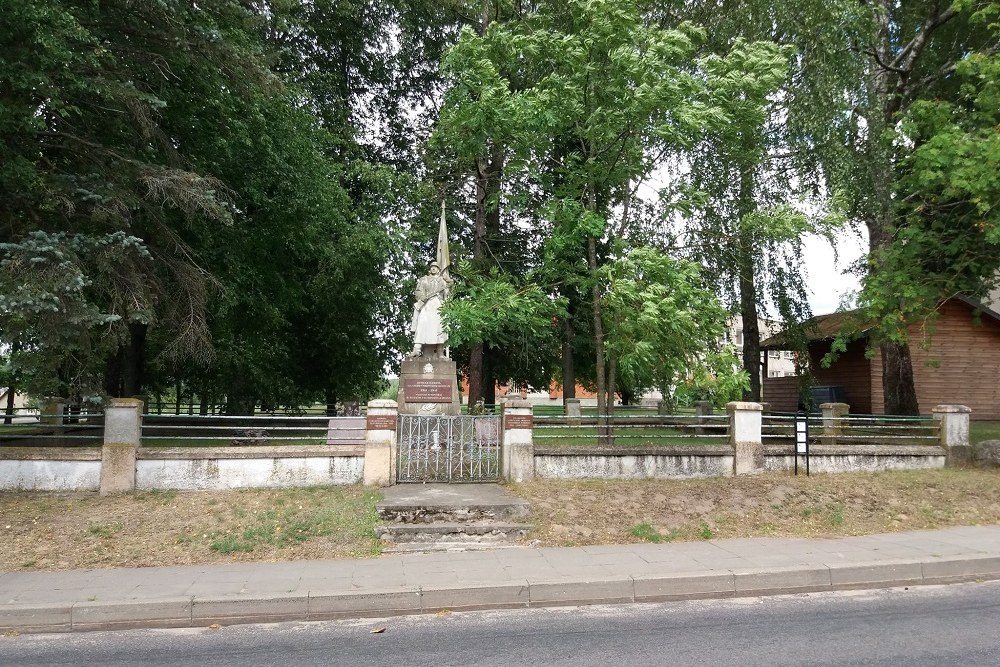 Soviet War Cemetery asliai