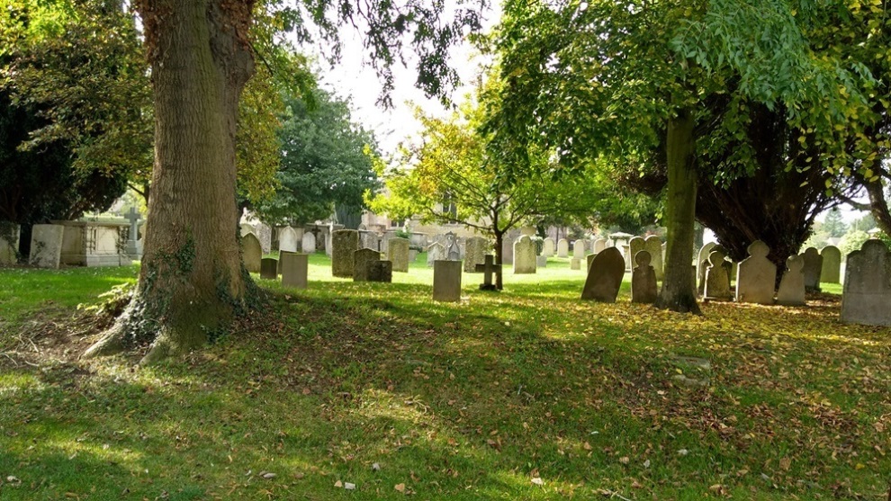 Commonwealth War Graves St. John the Baptist Church Burial Ground