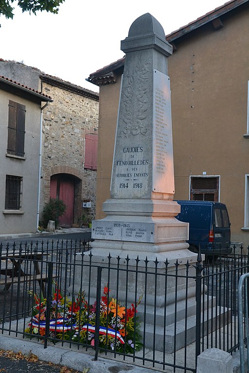 War Memorial Caudis-de-Fenouilldes