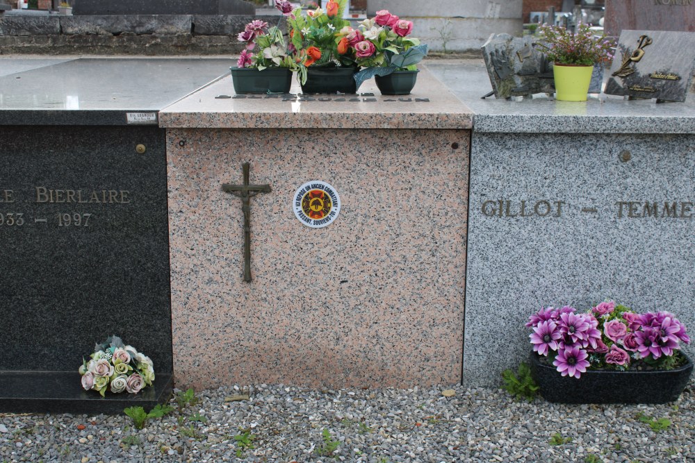 Belgian Graves Veterans Nalinnes Haies