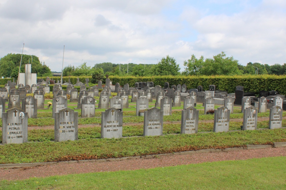 Belgian Graves Veterans Diegem
