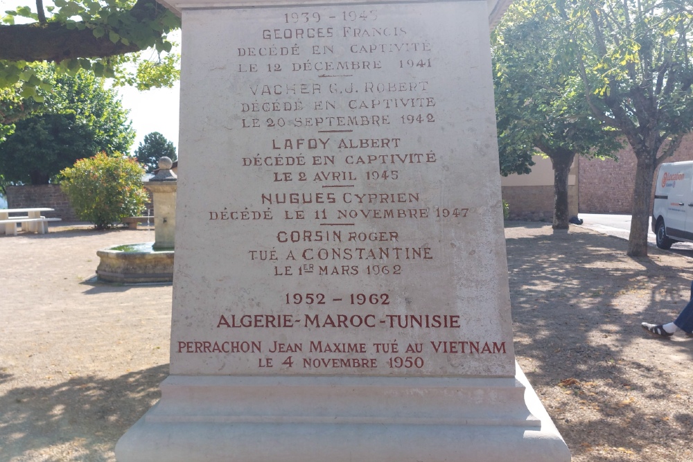 War Memorial Saint-Amour-Bellevue #5