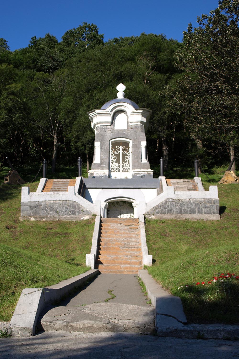 Mausoleum Russian Defenders Petropavlovsk