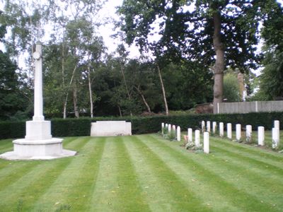 Commonwealth War Graves Henley Road