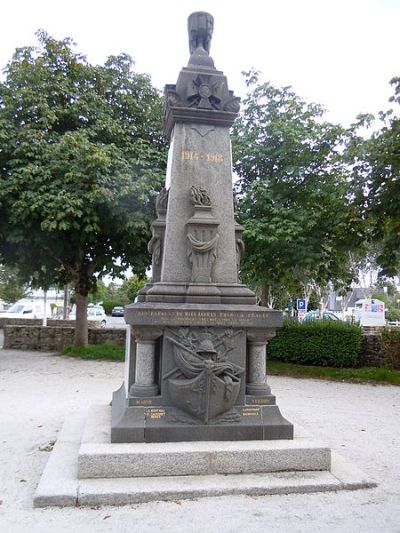 War Memorial Riec-sur-Blon