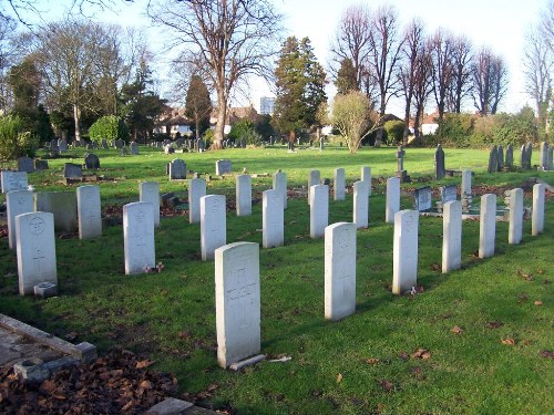Commonwealth War Graves Hertford Road Cemetery