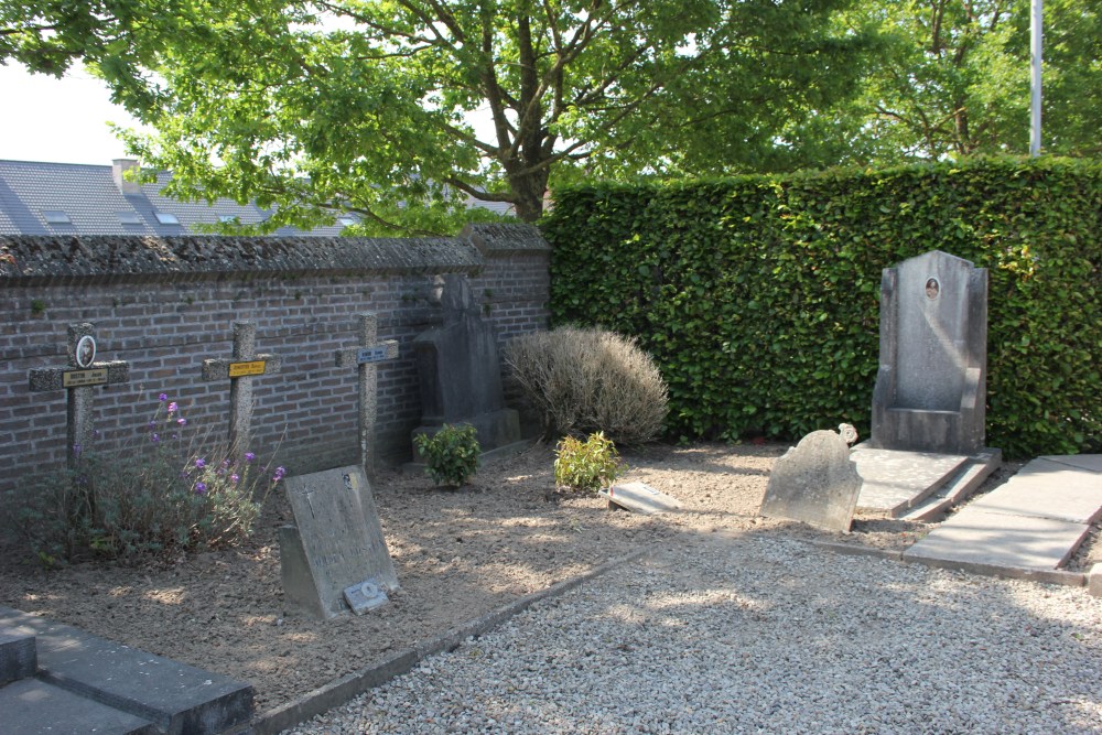 Belgische Oorlogsgraven Berchem (Kluisbergen)