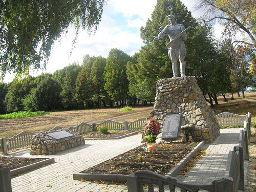 Sovjet Oorlogsbegraafplaats Zaitseve