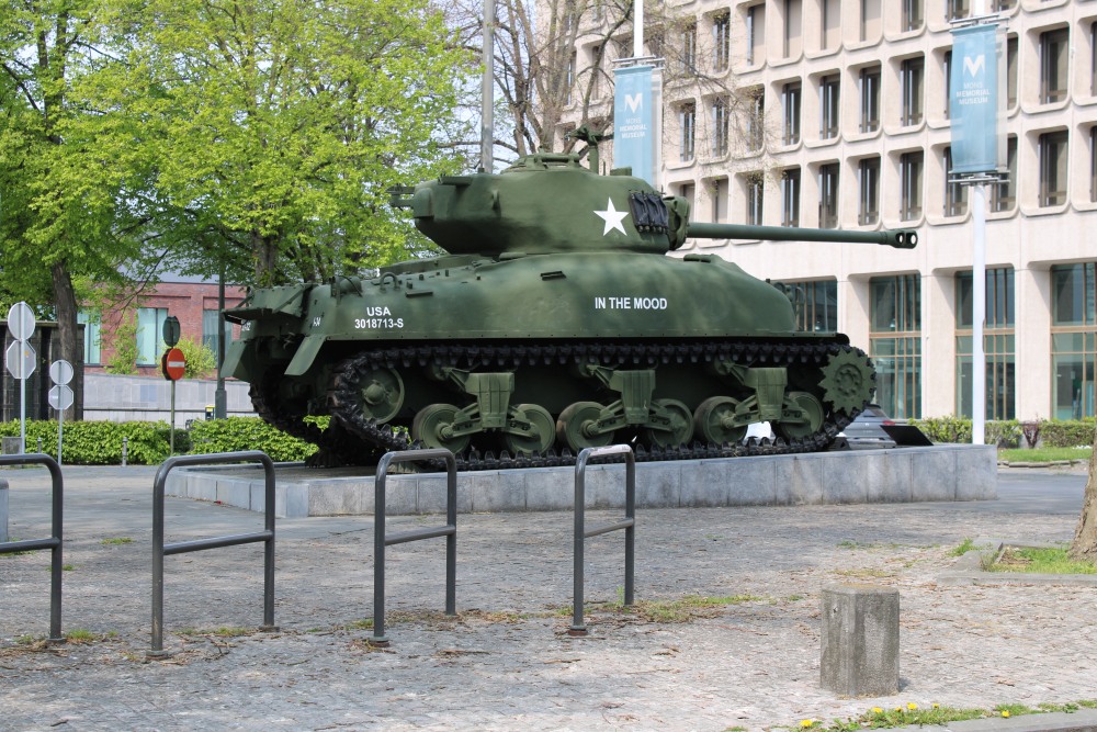 Sherman Tank Mons