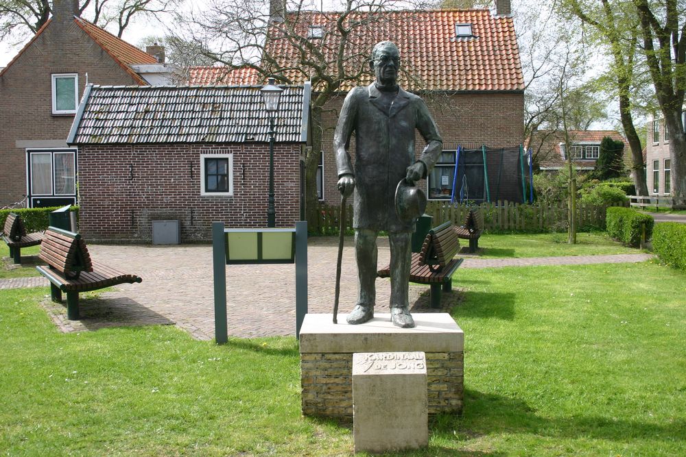 Monument Kardinaal de Jong
