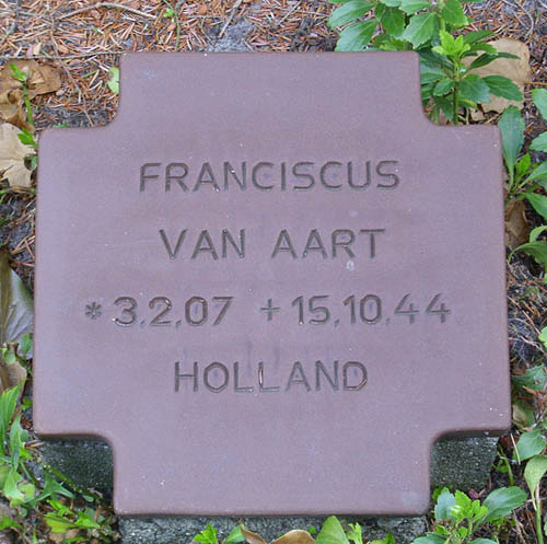 Dutch War Grave Uetersen