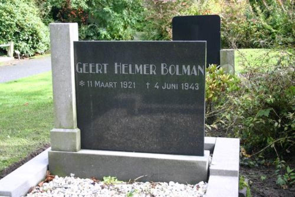 Dutch War Graves Hoogezand