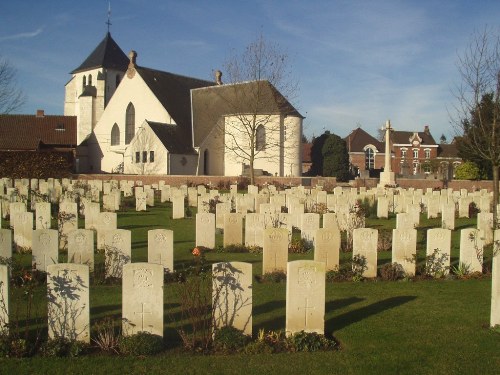 Commonwealth War Graves Cambrin Extension